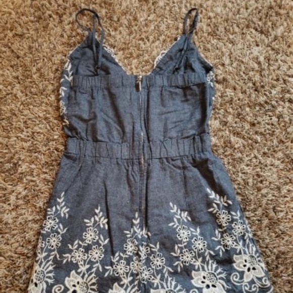 White Embroidered Soft Romper Denim size S - Picture 4 of 4